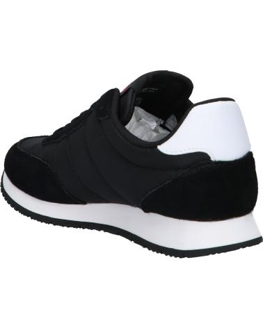 Casual sneakers for men TOMMY HILFIGER EM0EM01351 RUNNER CASUAL ESS  BDS BLACK