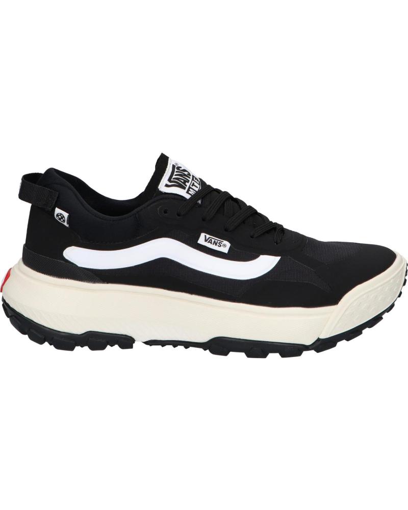 Man and Woman Trainers VANS OFF THE WALL VN000CVUBA21 CROSSPATH  BLACK-WHITE