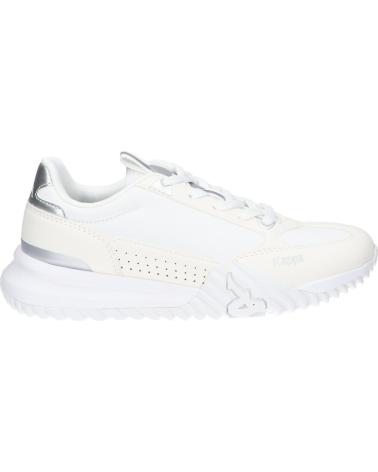  Casual sneakers for women...