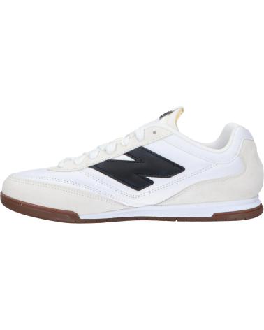 Man Trainers NEW BALANCE URC42LA URC42V1  WHITE