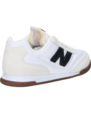 Man Trainers NEW BALANCE URC42LA URC42V1  WHITE