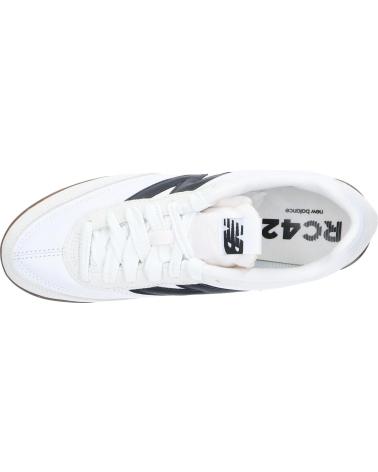 Man Trainers NEW BALANCE URC42LA URC42V1  WHITE