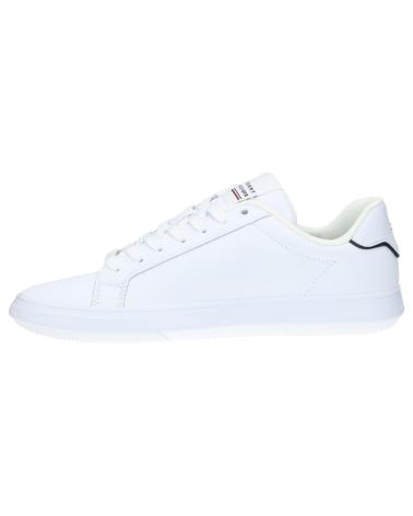 Scarpe sport TOMMY HILFIGER  per Uomo FM0FM04732 CORPORATE LEATHER CUP STRIPES  YBS WHITE